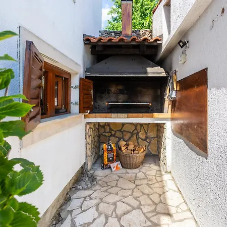 Marak * Vrbnik (Primorje-Gorski Kotar)